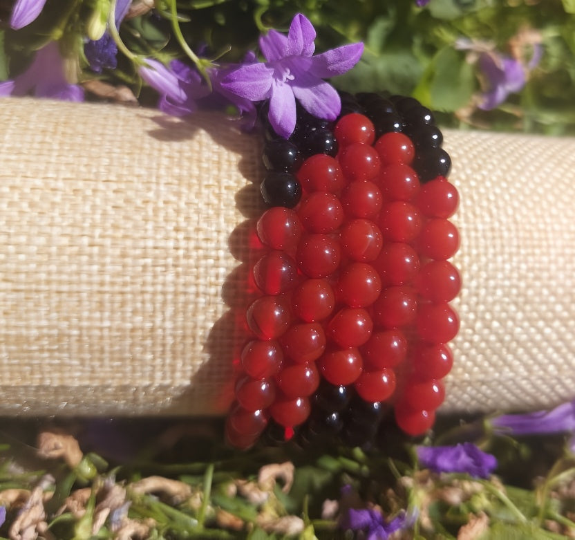 Armband 7 Perlen, (Obsidian, Karneol), 06mm Kugeln.