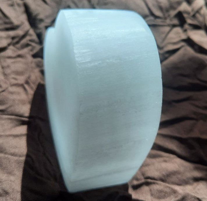 Kerzenständer ""Herz"" aus Selenit, 9.5 cm (Marokko)