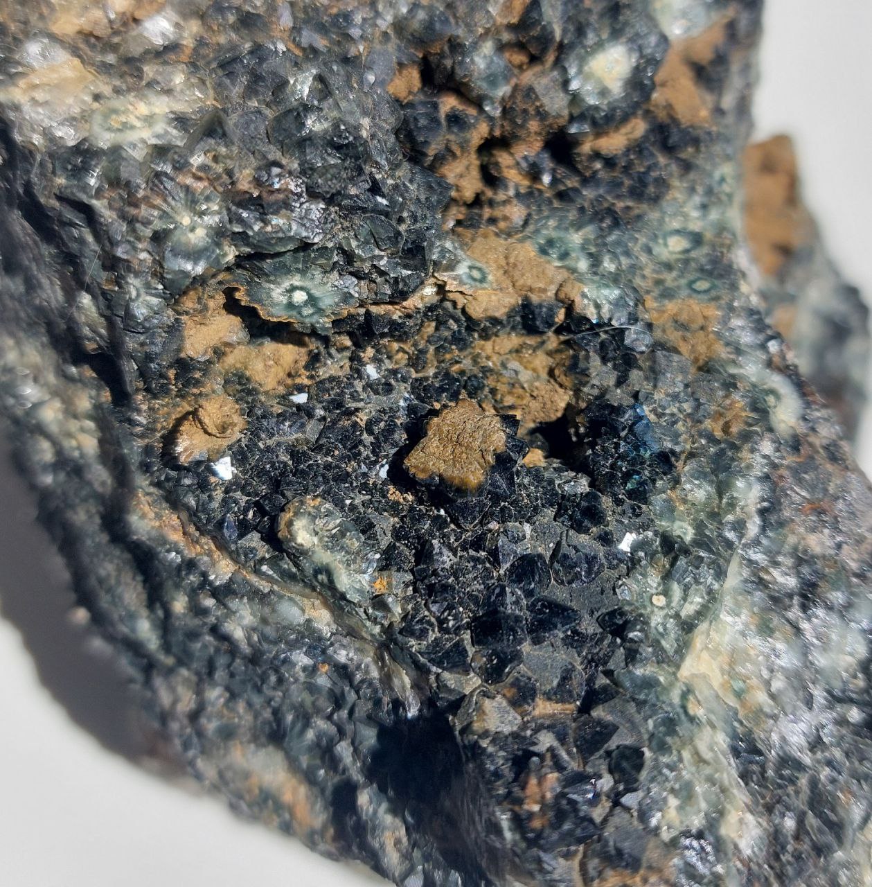 Ozeanquarz (Madagaskar), 1,48 kg .