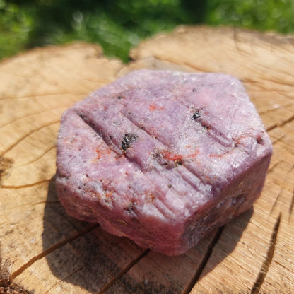 Korund-Rubin Kristall, 0.2 Kg (Mosambik)