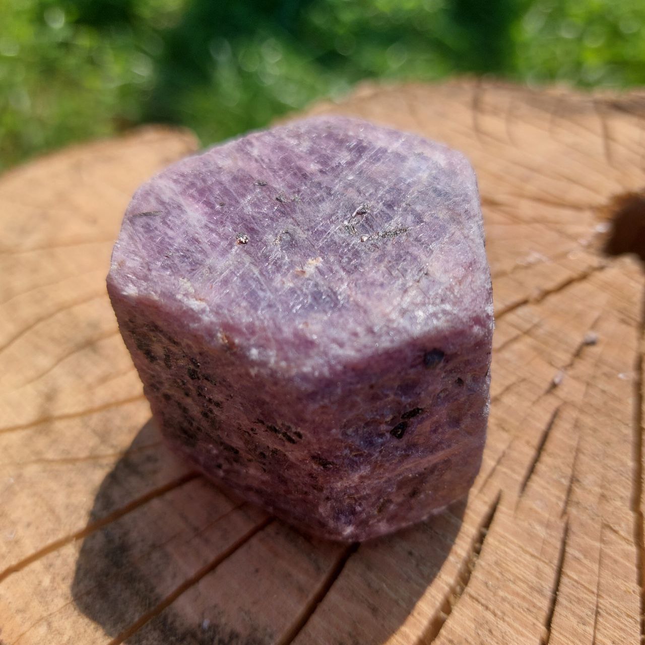 Korund-Rubin Kristall, 0.25 Kg (Mosambik)