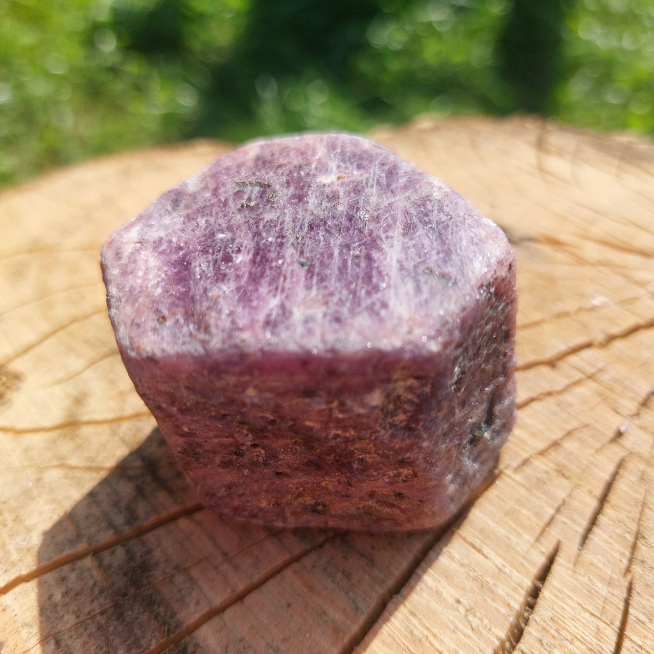 Korund-Rubin Kristall, 0.25 Kg (Mosambik)