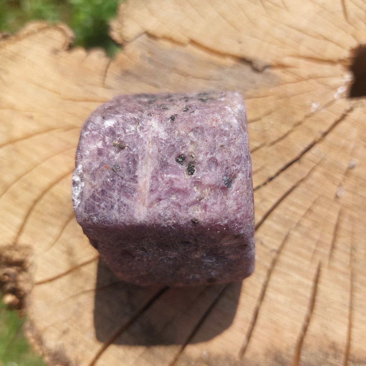 Korund-Rubin Kristall, 0.25 Kg (Mosambik)