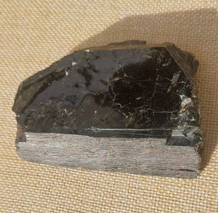 Biotit-Platten – Naturstein, Edelstein, Mineralien, Sammlerstück.