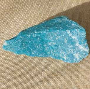 Amazonit (Madagaskar) – Naturstein, Edelstein, Mineralien, Sammlerstück.